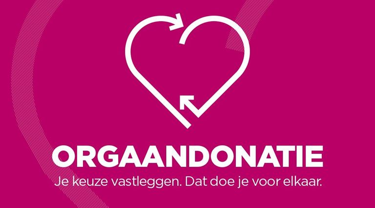 Witte hartomtrek met pijlen op roze achtergrond. Tekst: Orgaandonatie. Je keuze vastleggen via donorregistratie.