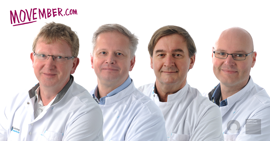 Vier urologen van Catharina Ziekenhuis in witte jassen, witte achtergrond, met "Movember.com" linksboven in paars.