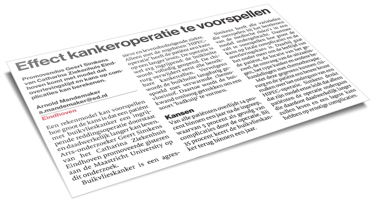 Schuin liggend Nederlands krantenartikel met als kop 'Effect kankeroperatie te voorspellen', zwarte tekst op wit.